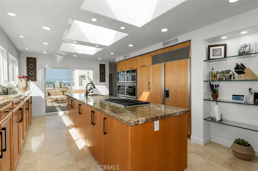 6519 E Seaside Walk #21 Long Beach, CA 90803