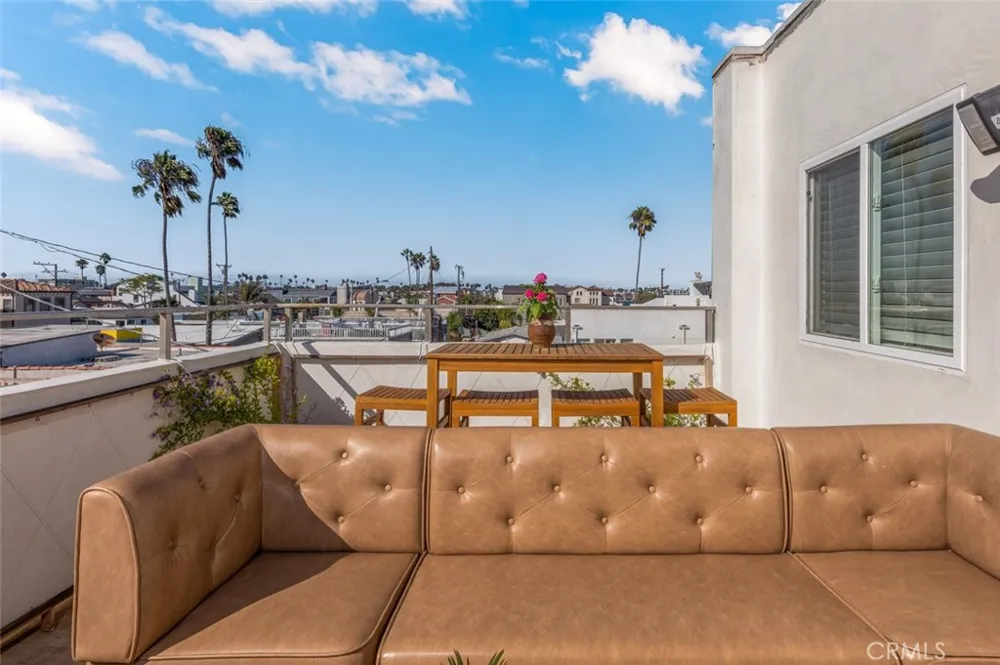 6519 E Seaside Walk #21 Long Beach, CA 90803