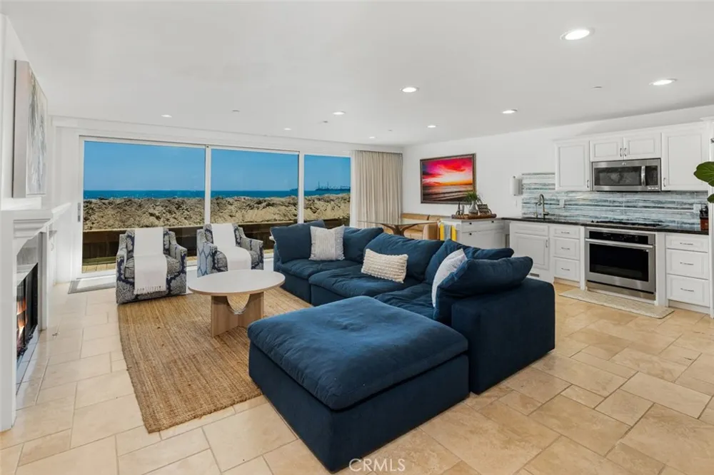 6519 E Seaside Walk #21 Long Beach, CA 90803