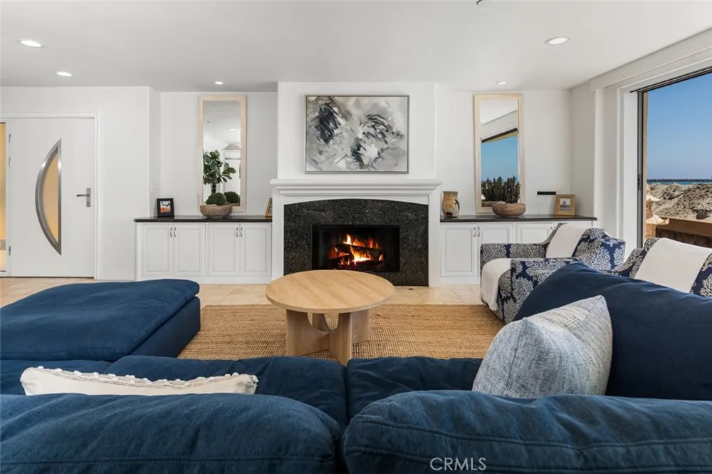 6519 E Seaside Walk #21 Long Beach, CA 90803