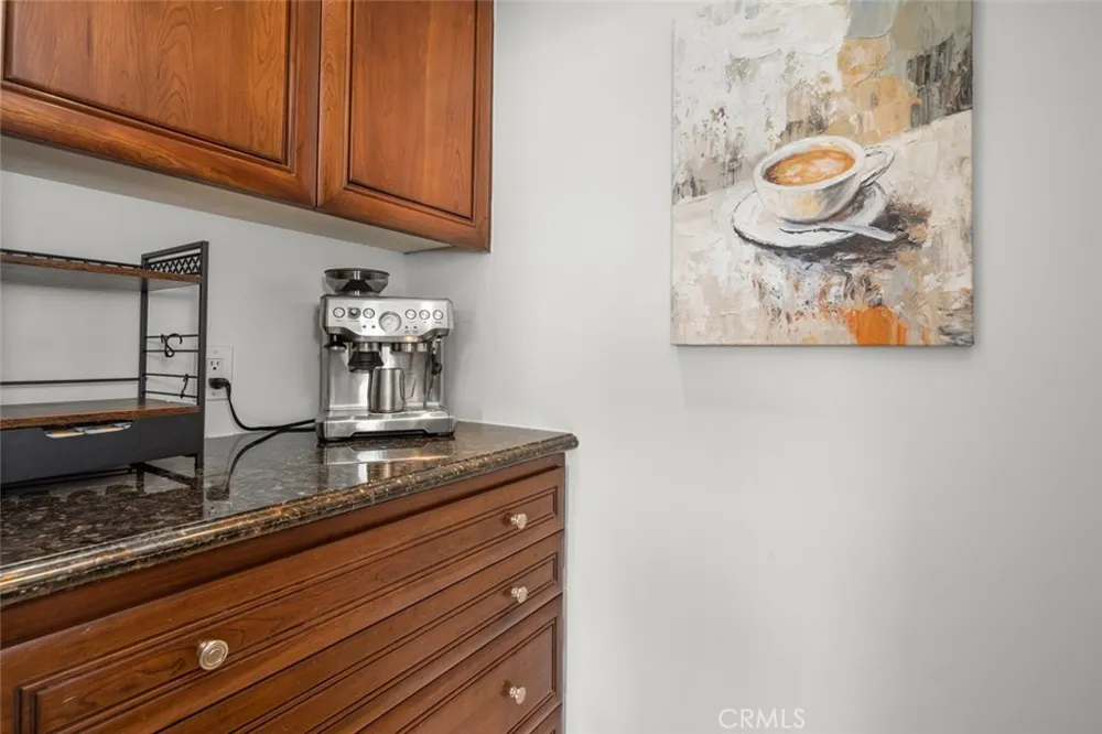 6519 E Seaside Walk #21 Long Beach, CA 90803