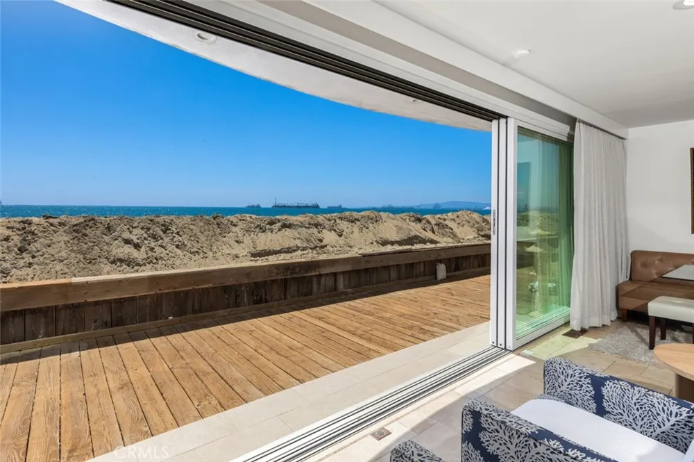 6519 E Seaside Walk #21 Long Beach, CA 90803