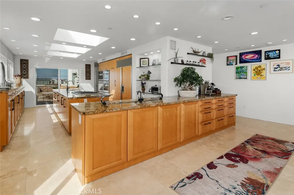 6519 E Seaside Walk #21 Long Beach, CA 90803