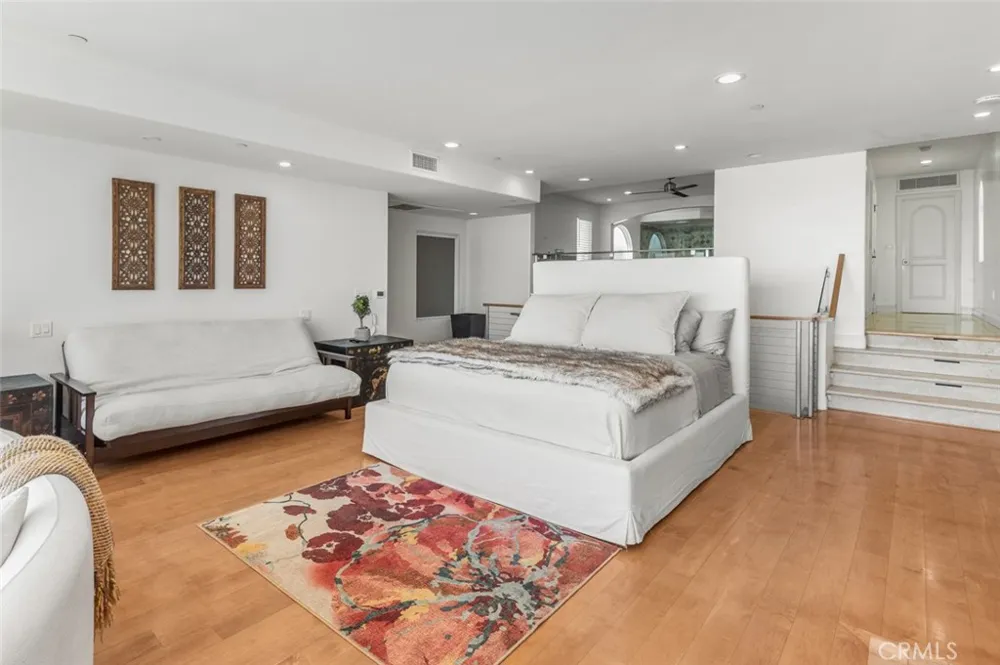6519 E Seaside Walk #21 Long Beach, CA 90803