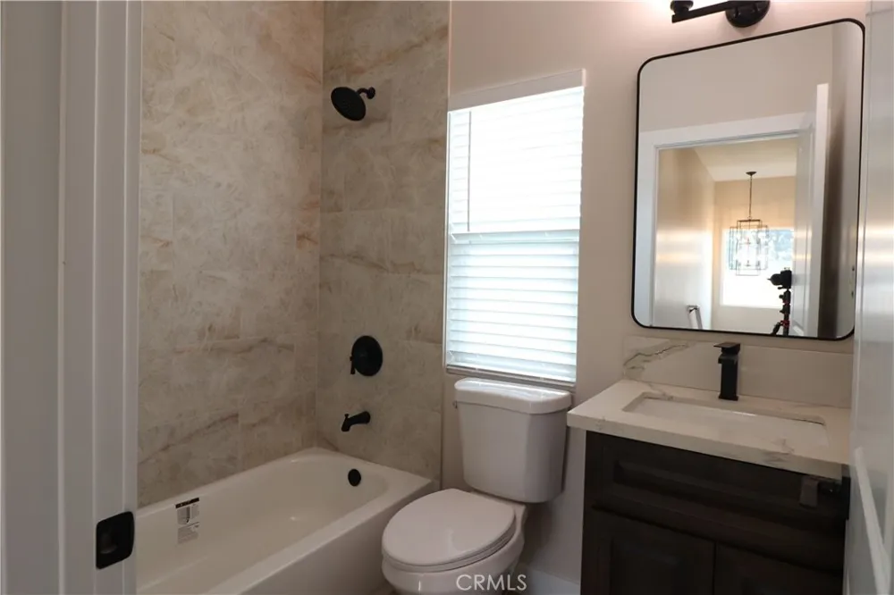 200 Siler Ln #2 Santa Maria, CA 93455