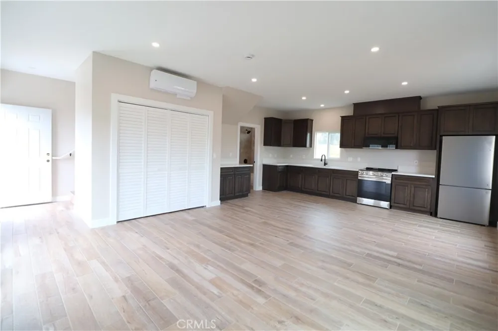 200 Siler Ln #2 Santa Maria, CA 93455