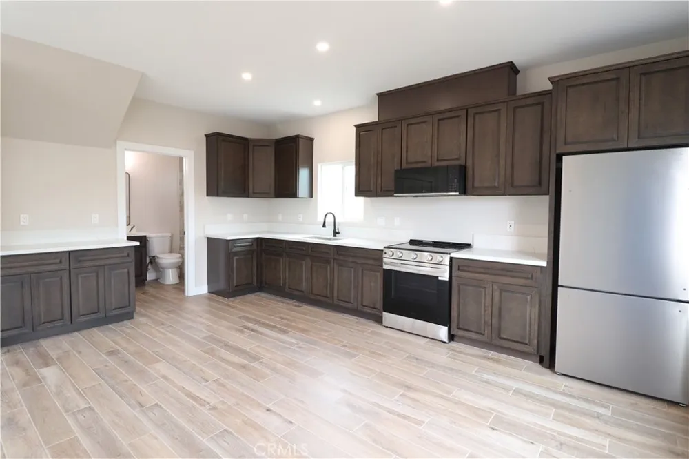 200 Siler Ln #2 Santa Maria, CA 93455