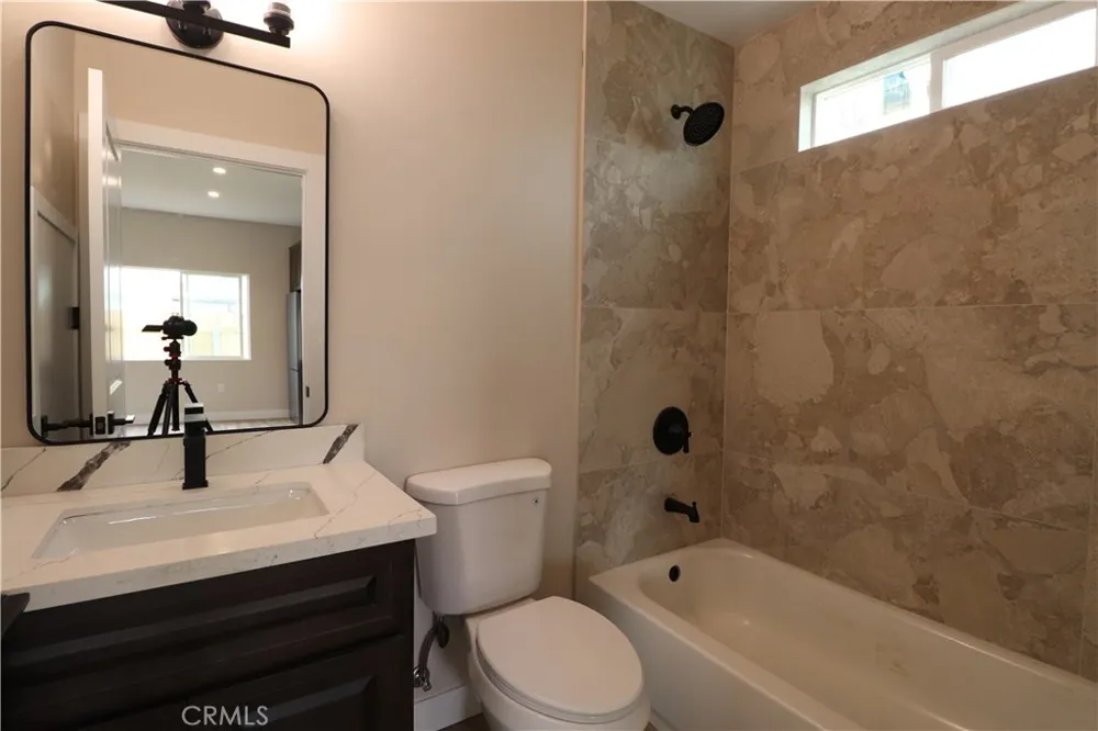 200 Siler Ln #2 Santa Maria, CA 93455