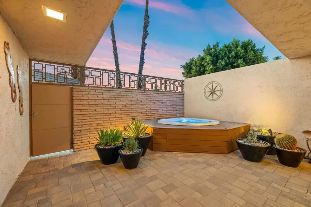 45800 Pima Road Indian Wells, CA 92210