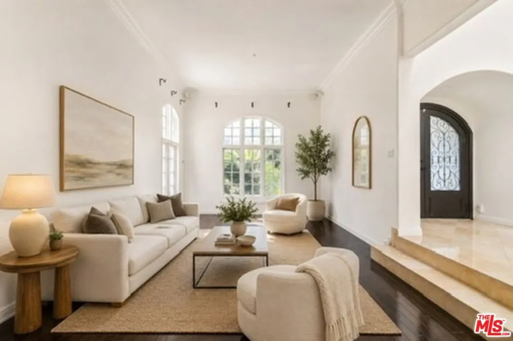 236 S La Peer Drive Beverly Hills, CA 90211