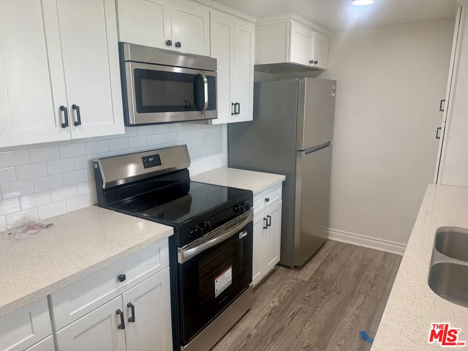 335 Cedar Avenue #415 Long Beach, CA 90802