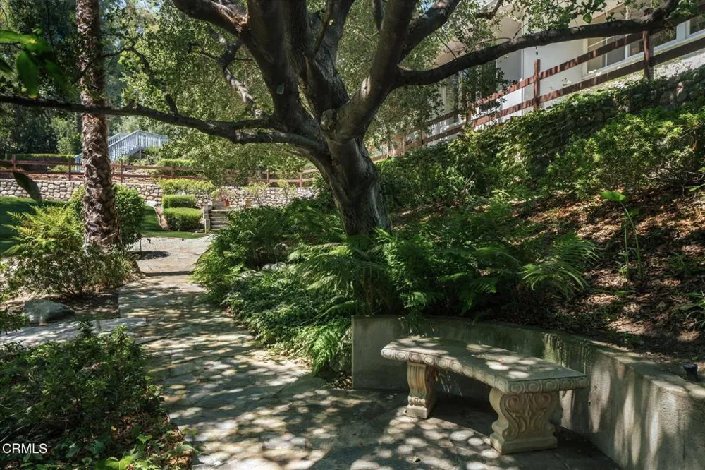 1650 Knollwood Drive Pasadena, CA 91103