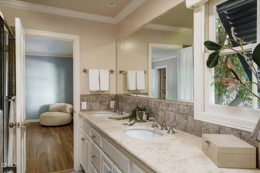 1650 Knollwood Drive Pasadena, CA 91103
