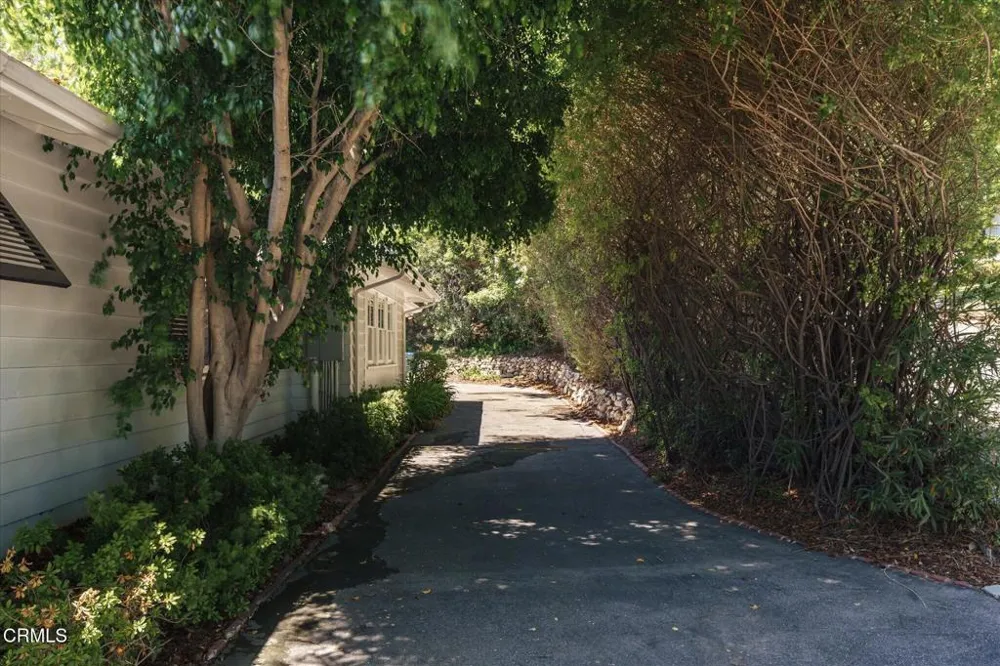 1650 Knollwood Drive Pasadena, CA 91103