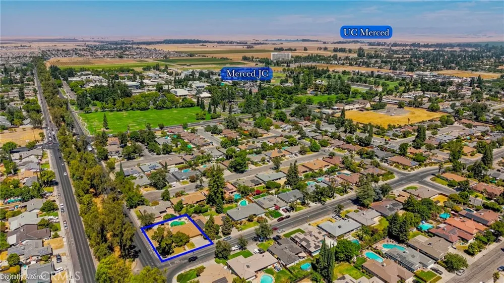 587 W Donna Drive Merced, CA 95348