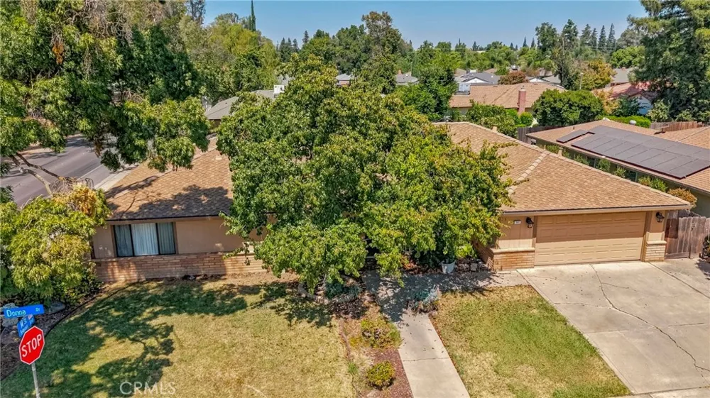 587 W Donna Drive Merced, CA 95348