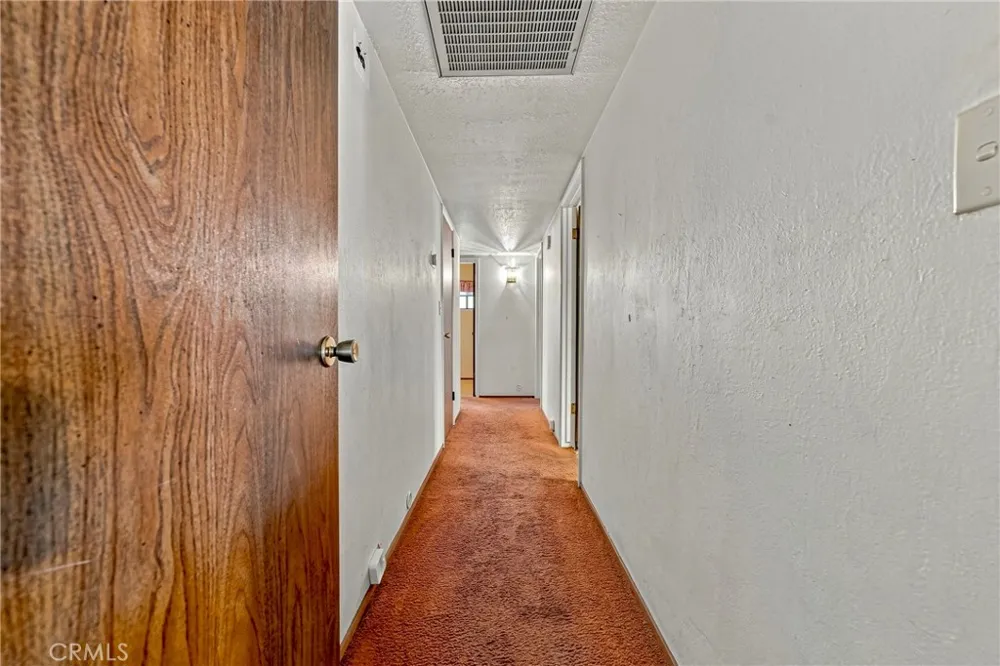 587 W Donna Drive Merced, CA 95348