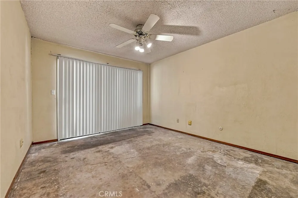 587 W Donna Drive Merced, CA 95348