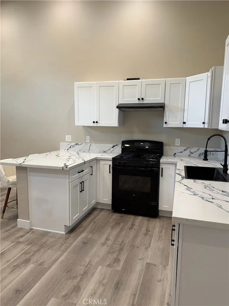 11306 Rosecrans #3 Norwalk, CA 90650