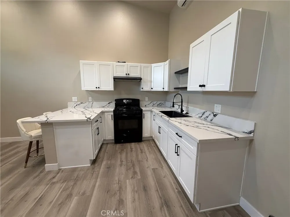 11306 Rosecrans #3 Norwalk, CA 90650