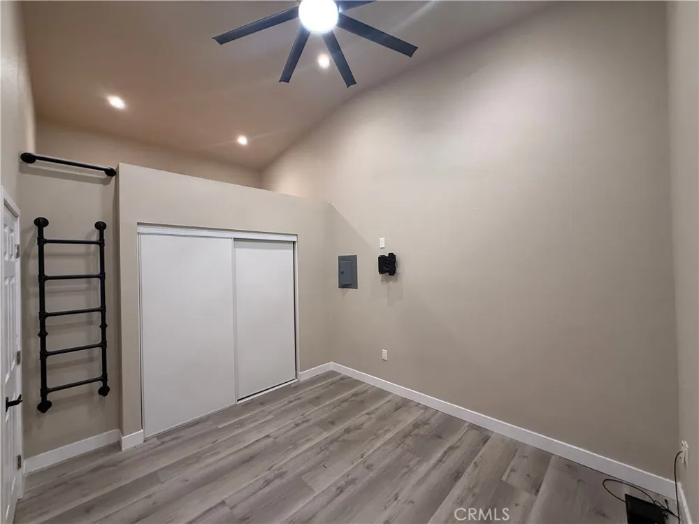 11306 Rosecrans #3 Norwalk, CA 90650