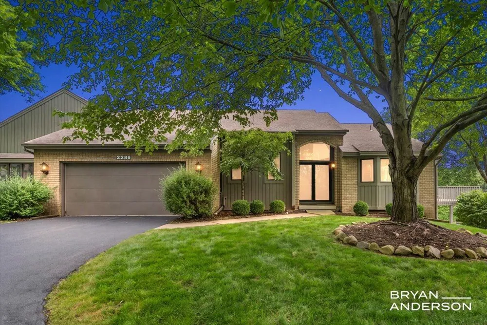 2285 Mourning Dove Court SE Grand Rapids, MI 49546