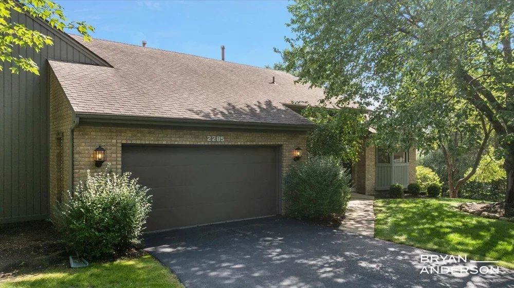 2285 Mourning Dove Court SE Grand Rapids, MI 49546