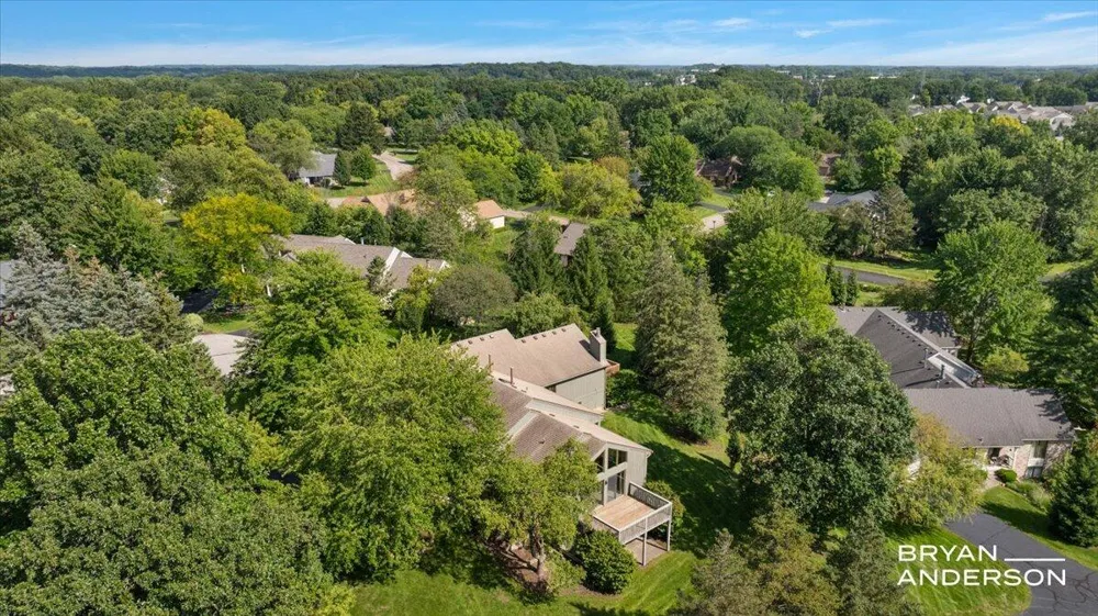 2285 Mourning Dove Court SE Grand Rapids, MI 49546