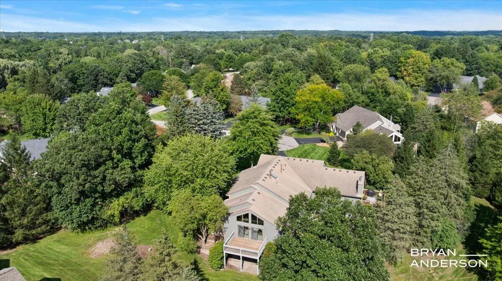 2285 Mourning Dove Court SE Grand Rapids, MI 49546