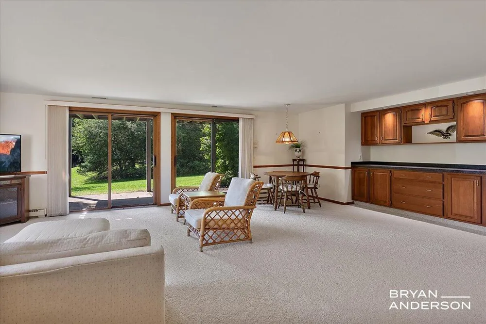 2285 Mourning Dove Court SE Grand Rapids, MI 49546