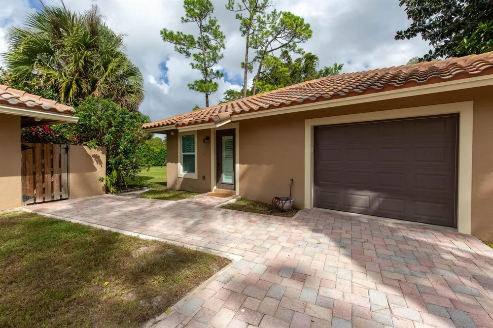 352 WINDOW ROCK DRIVE Wellington, FL 33414