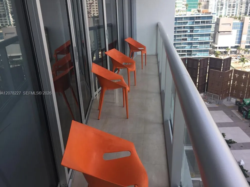 485 Brickell Ave #1811 Miami, FL 33131