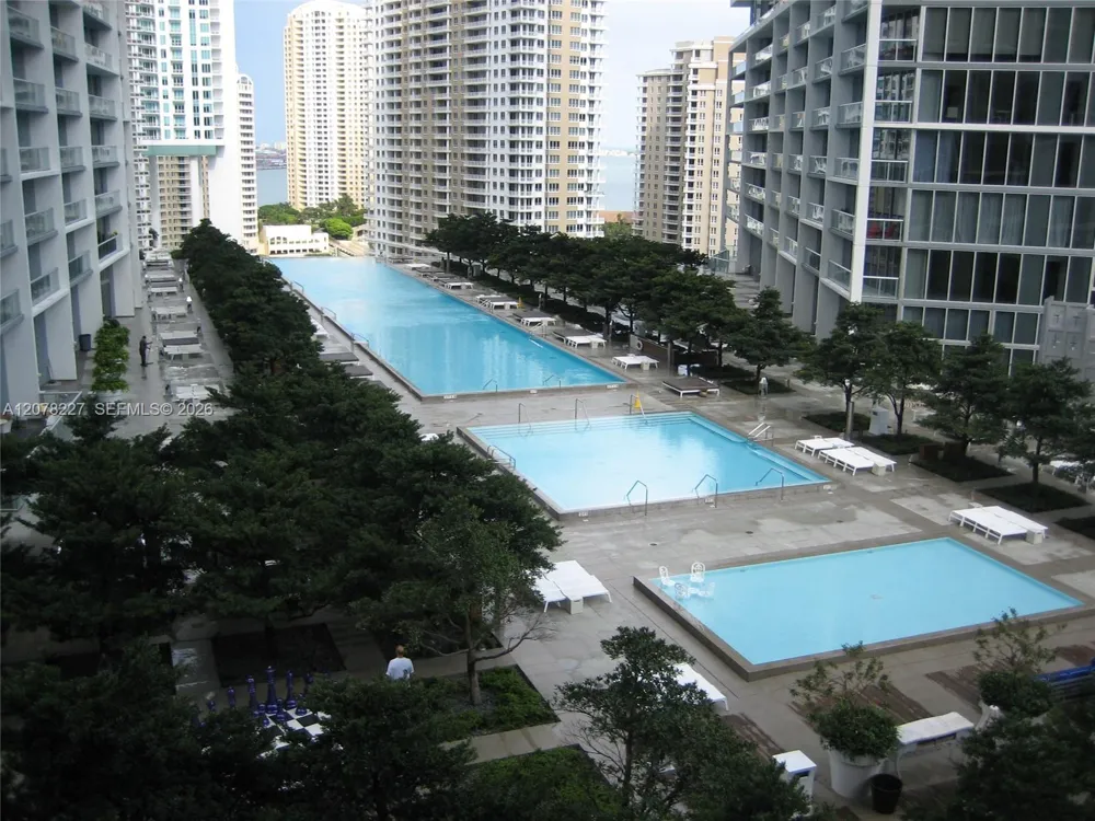 485 Brickell Ave #1811 Miami, FL 33131
