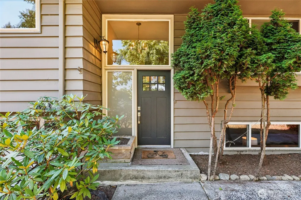 1853 200th Street Shoreline, WA 98133