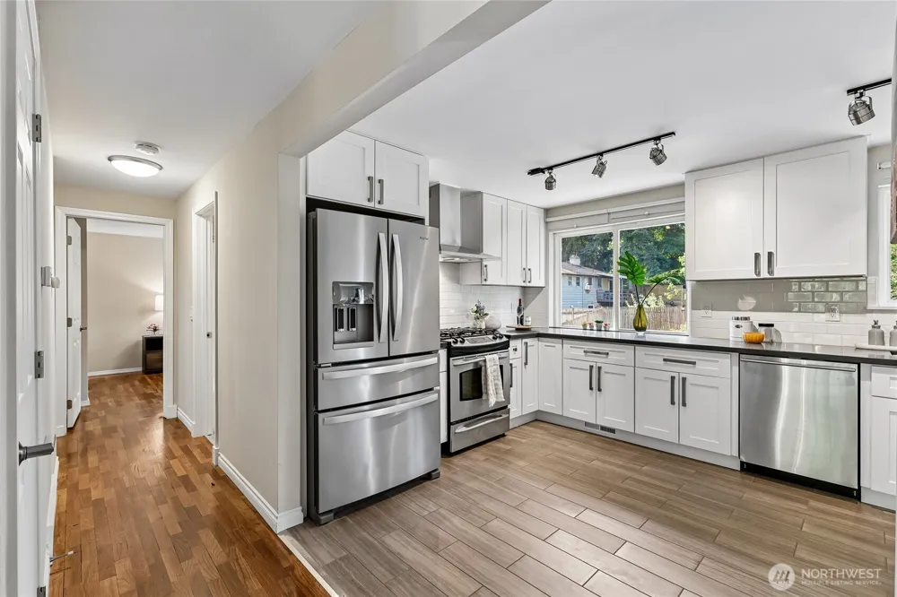 1853 200th Street Shoreline, WA 98133