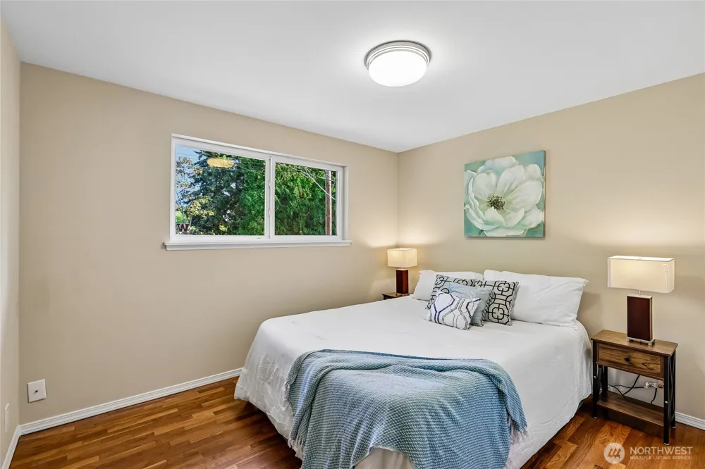 1853 200th Street Shoreline, WA 98133