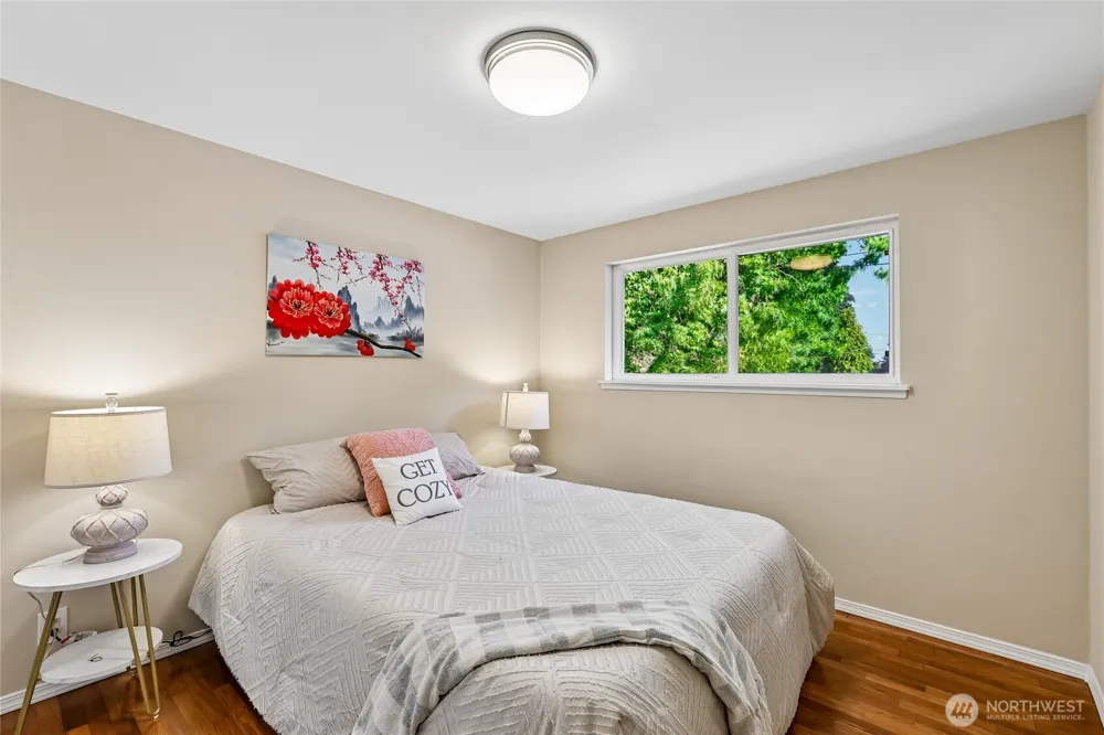 1853 200th Street Shoreline, WA 98133