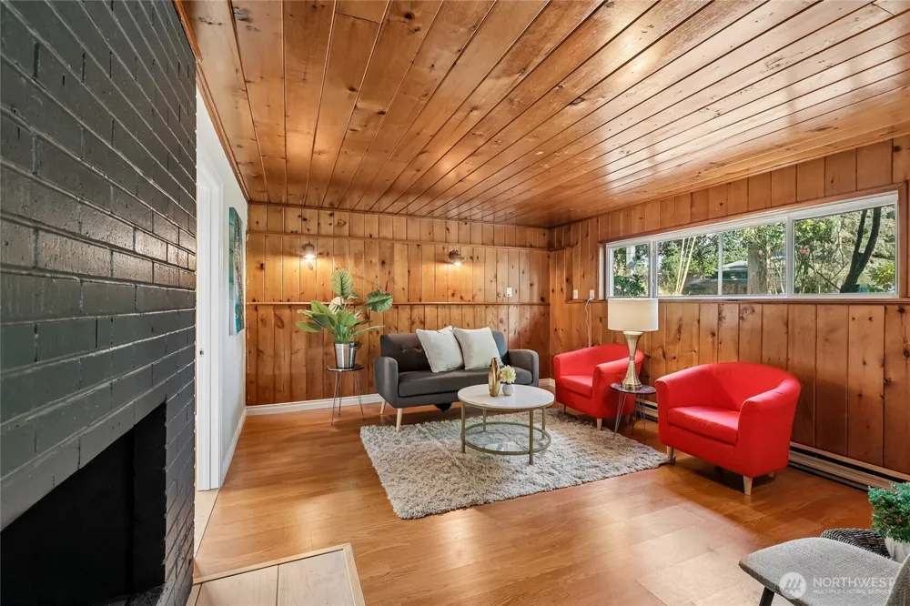 1853 200th Street Shoreline, WA 98133