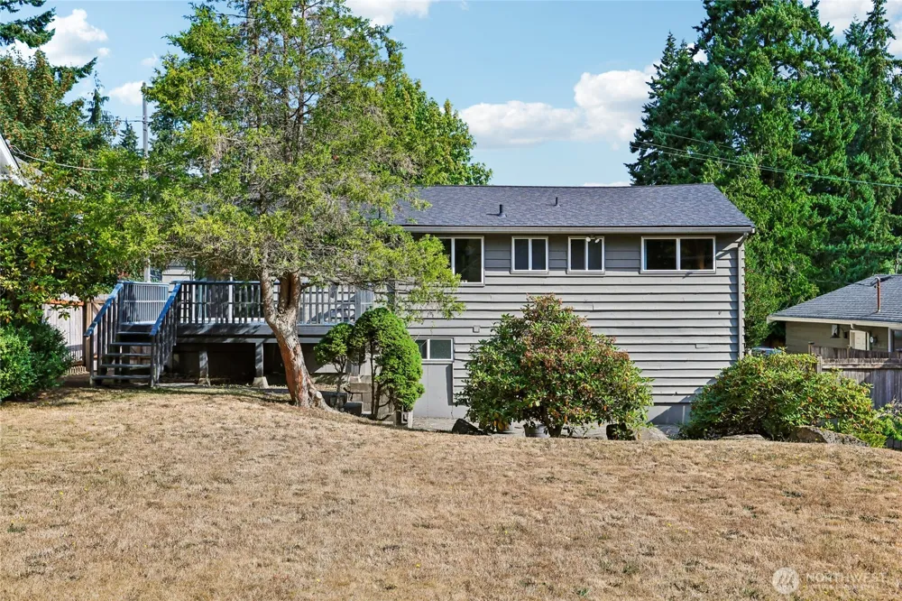 1853 200th Street Shoreline, WA 98133