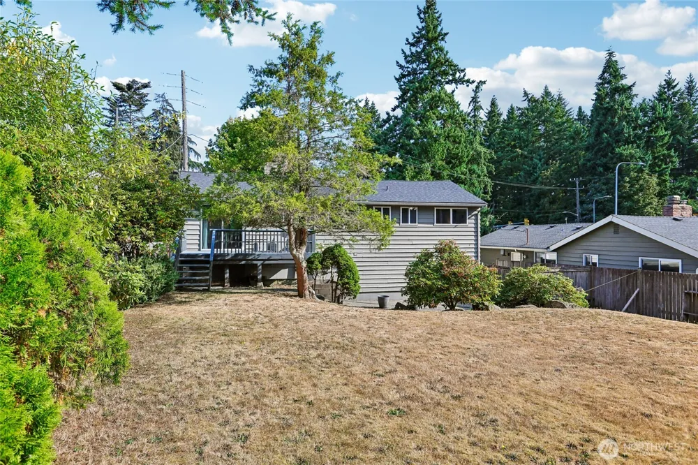 1853 200th Street Shoreline, WA 98133