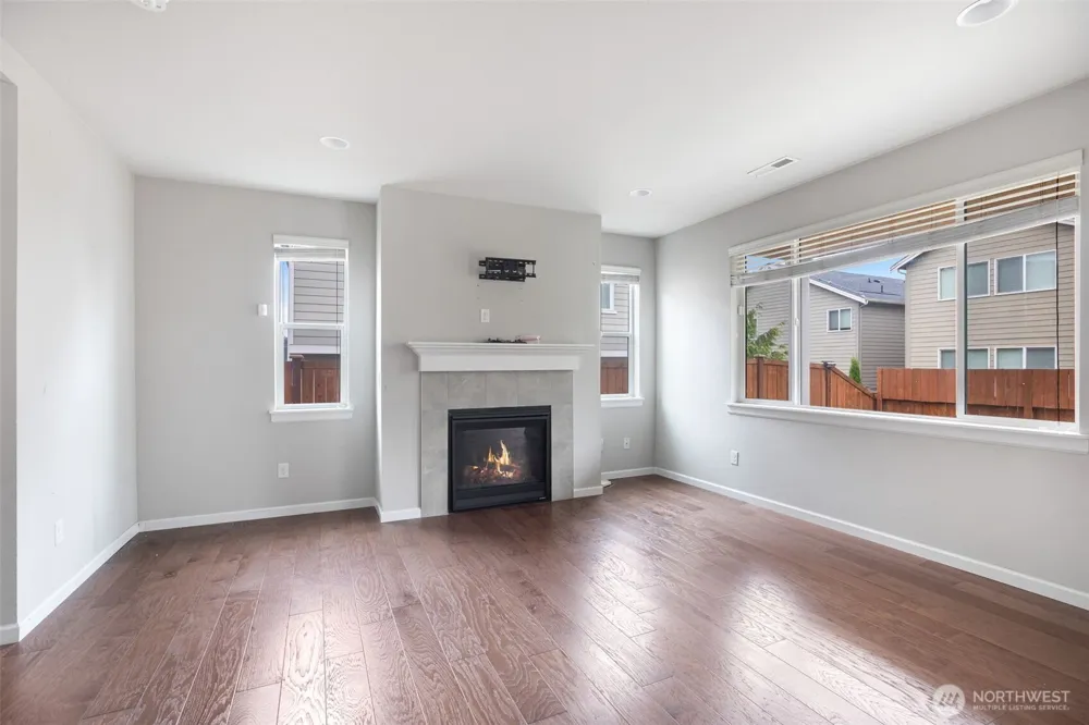 4103 177th Pl SE Bothell, WA 98012