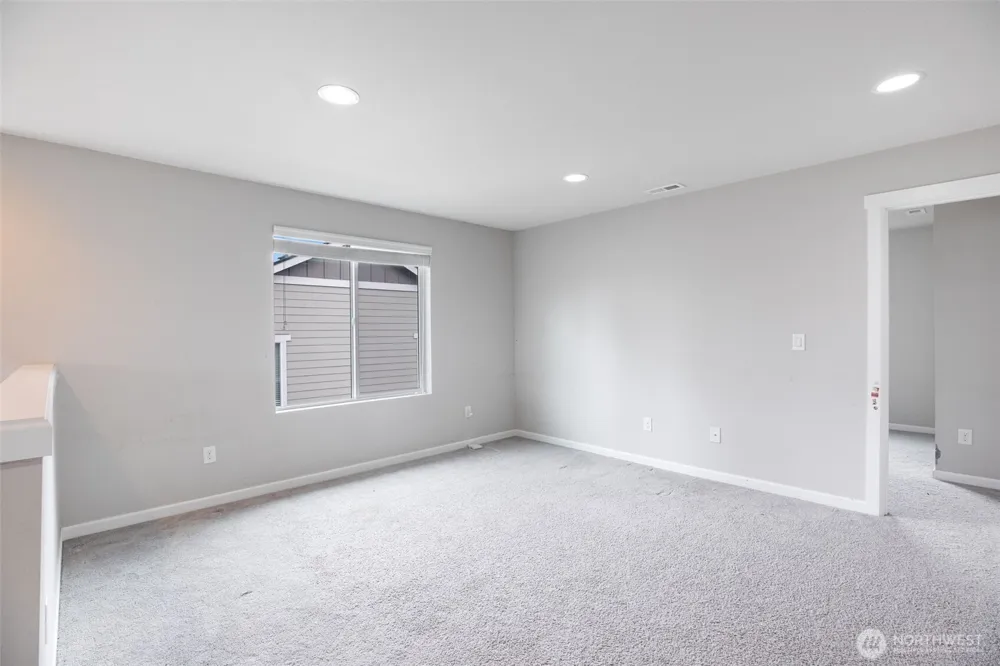 4103 177th Pl SE Bothell, WA 98012