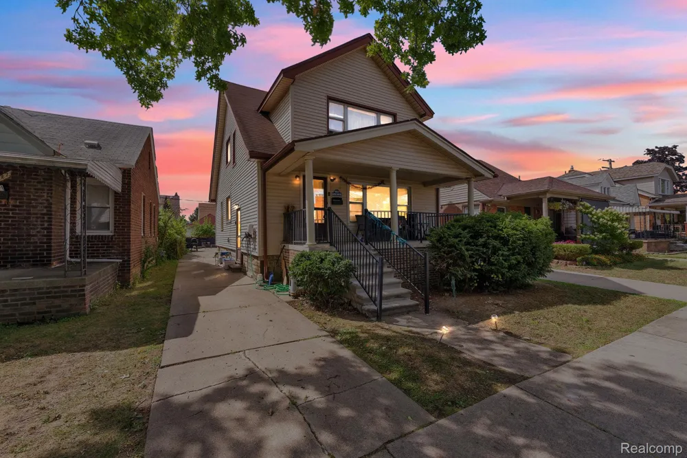 6633 Ternes Street Dearborn City, MI 48126