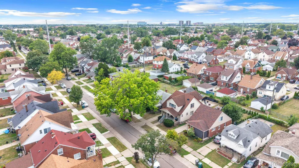 6633 Ternes Street Dearborn City, MI 48126