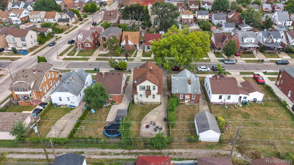 6633 Ternes Street Dearborn City, MI 48126
