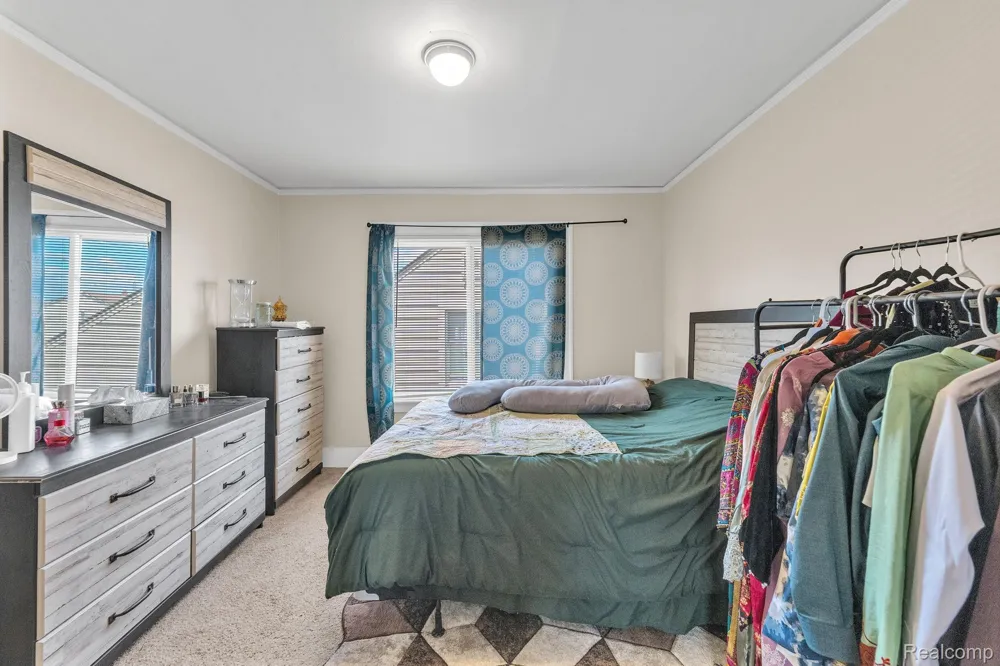 6633 Ternes Street Dearborn City, MI 48126