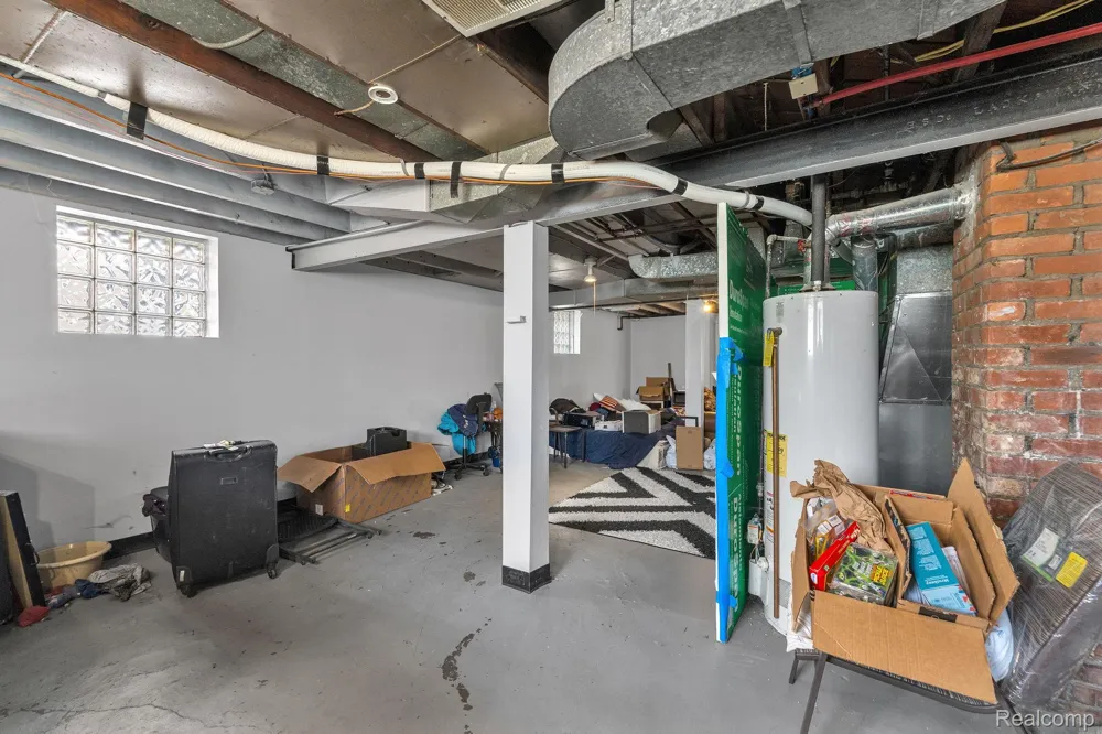 6633 Ternes Street Dearborn City, MI 48126