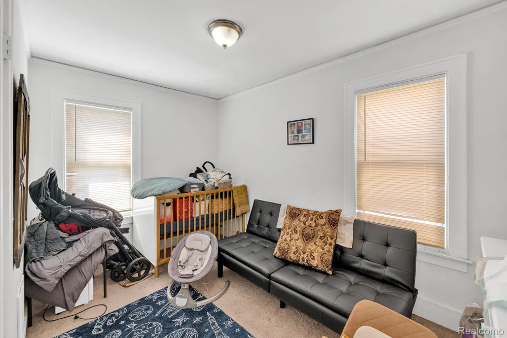 6633 Ternes Street Dearborn City, MI 48126