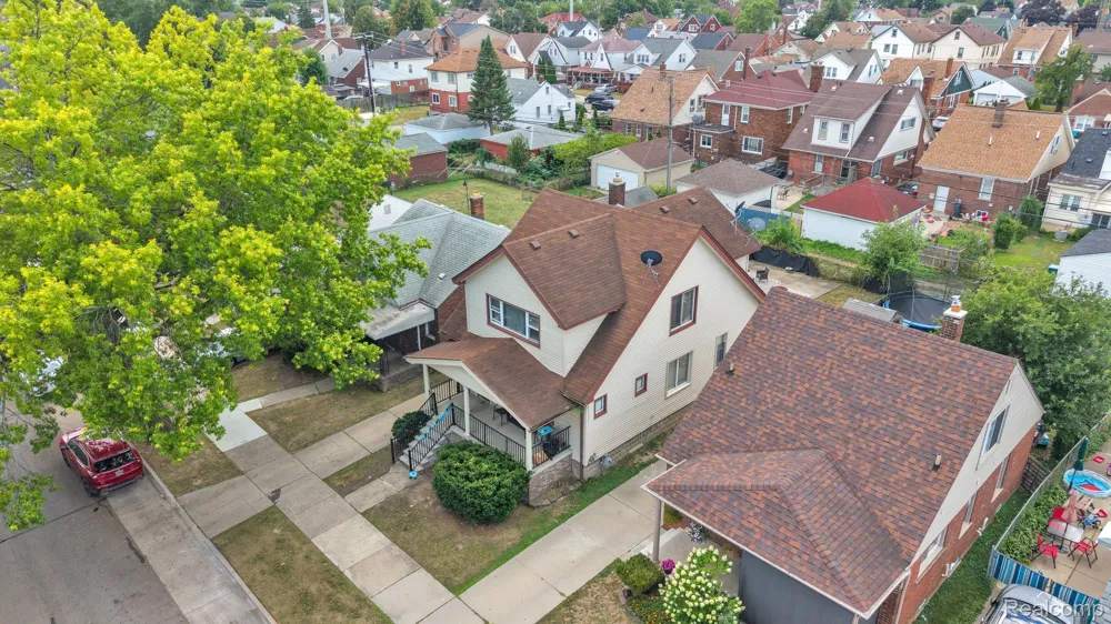 6633 Ternes Street Dearborn City, MI 48126