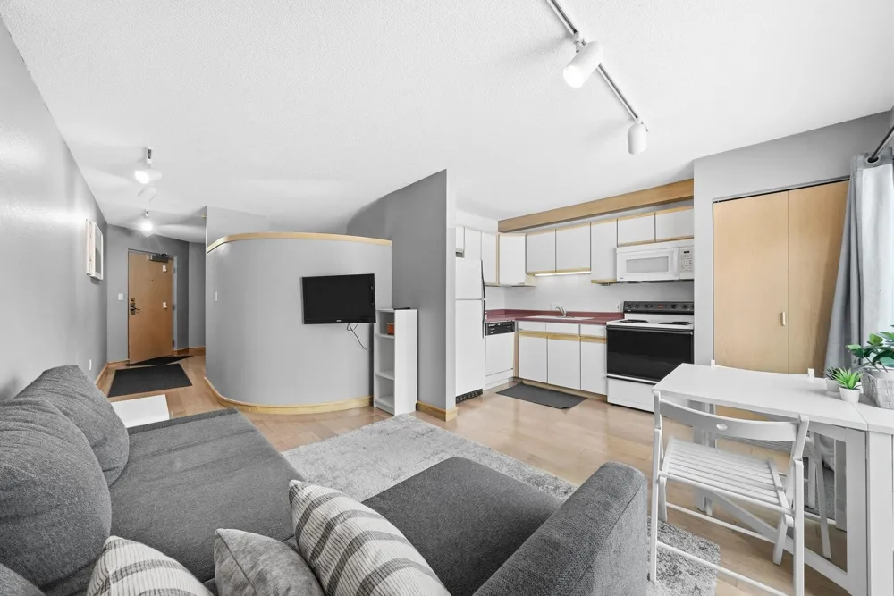 124 Beech Street Traverse City City, MI 49684